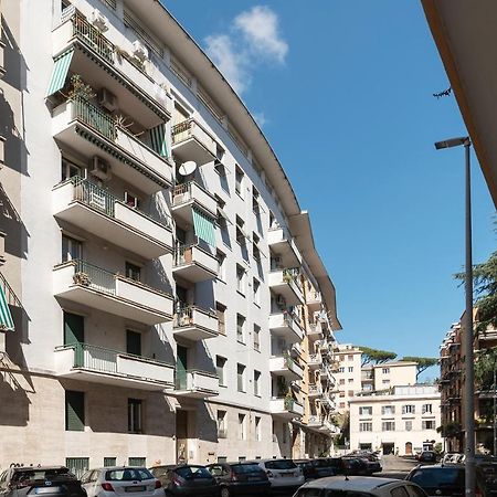 Vatican Corner Family Apartment Rome Bagian luar foto